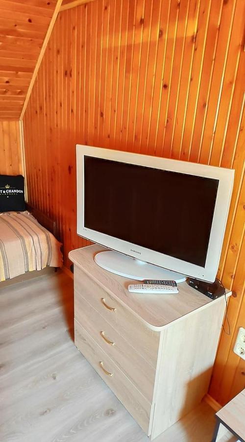 Guesthouse "Nakvyne Pas Zveja" Nagliu Street Nida Bagian luar foto