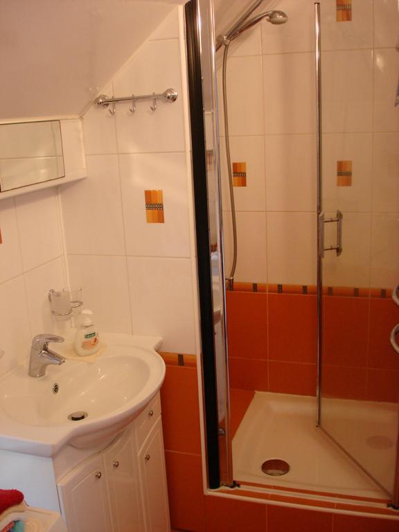 Guesthouse "Nakvyne Pas Zveja" Nagliu Street Nida Bagian luar foto