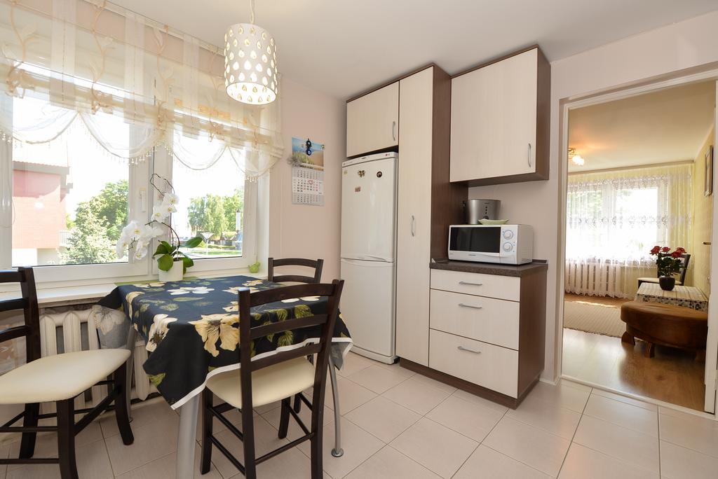 Guesthouse "Nakvyne Pas Zveja" Nagliu Street Nida Bagian luar foto