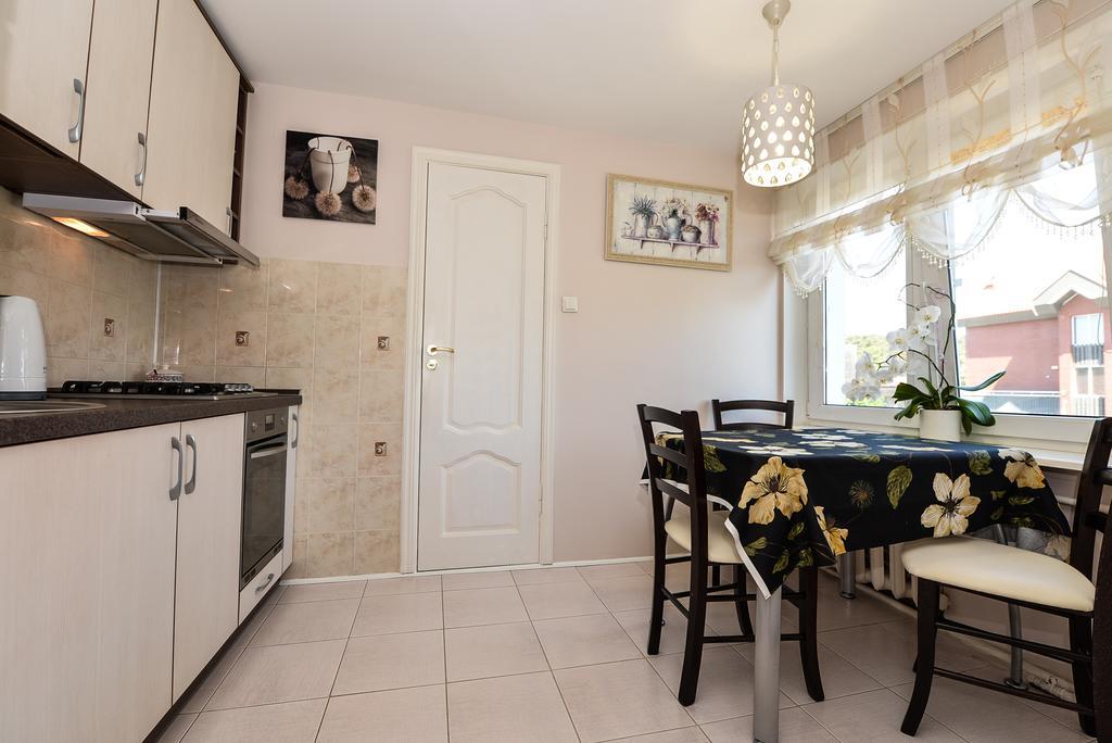 Guesthouse "Nakvyne Pas Zveja" Nagliu Street Nida Bagian luar foto