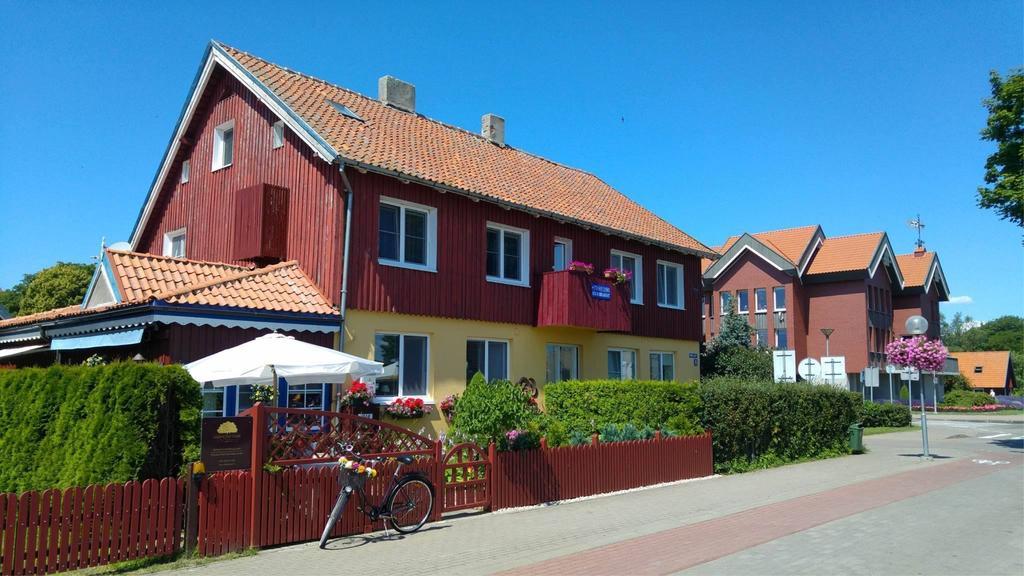 Guesthouse "Nakvyne Pas Zveja" Nagliu Street Nida Bagian luar foto