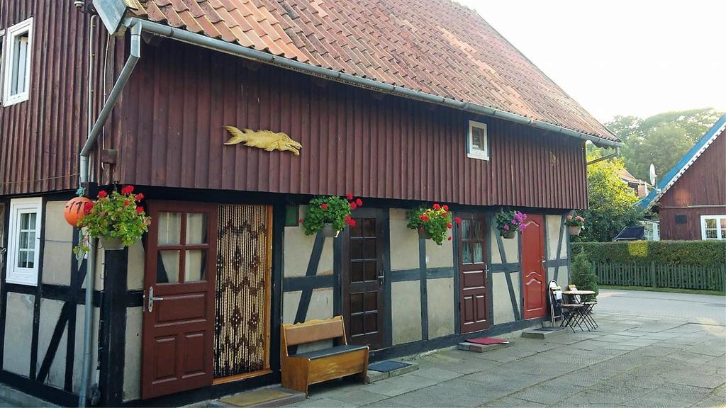 Guesthouse "Nakvyne Pas Zveja" Nagliu Street Nida Bagian luar foto
