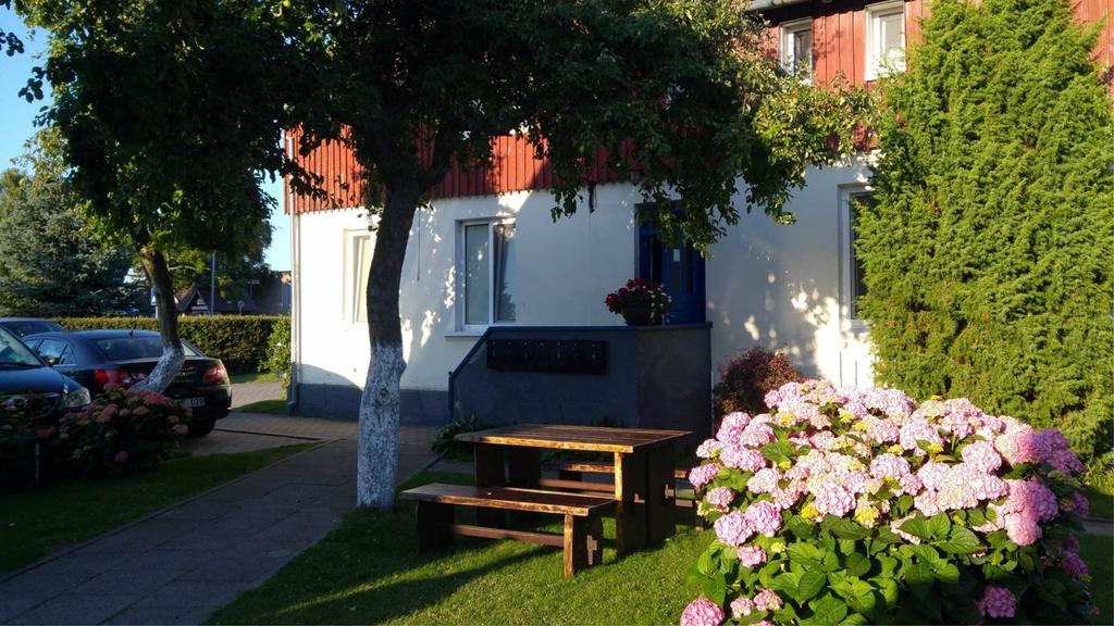 Guesthouse "Nakvyne Pas Zveja" Nagliu Street Nida Bagian luar foto